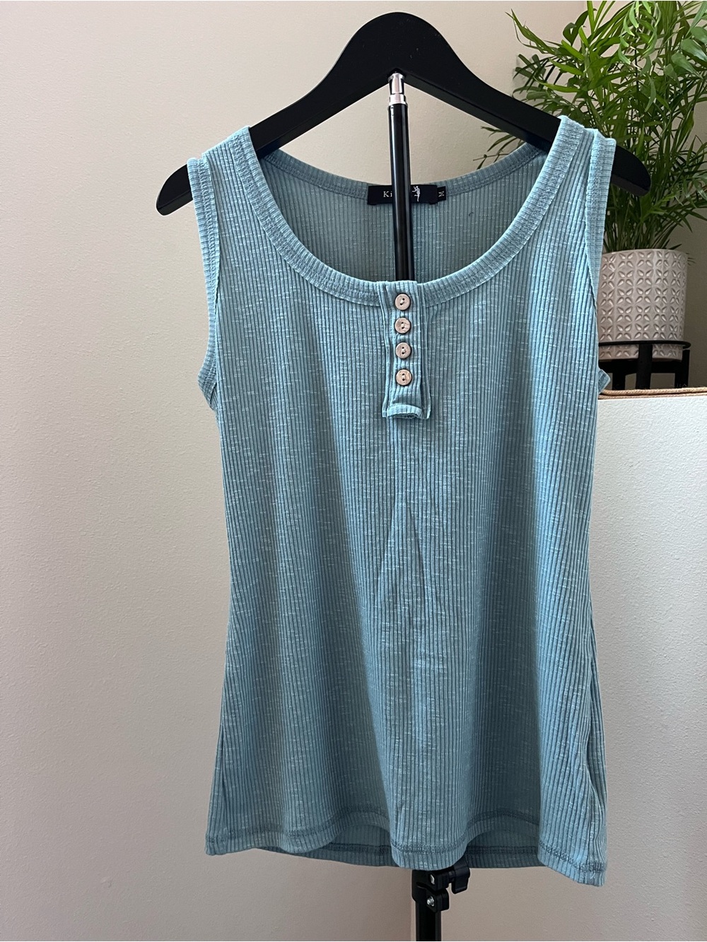 Kensie Sky Blue Ribbed Button-Front Tank